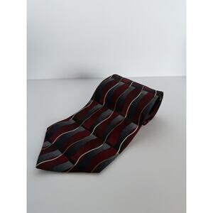 Galleria & Co 100% Silk‎ Italian Men’s Tie Geometric 54” x 4”